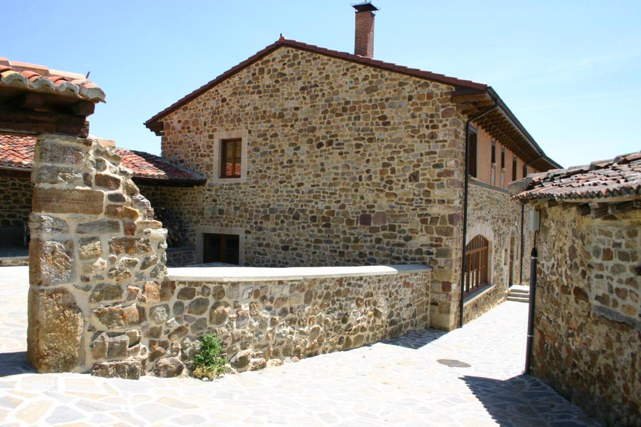 Hotel Oceano Verde Cervera De Pisuerga Zewnętrze zdjęcie